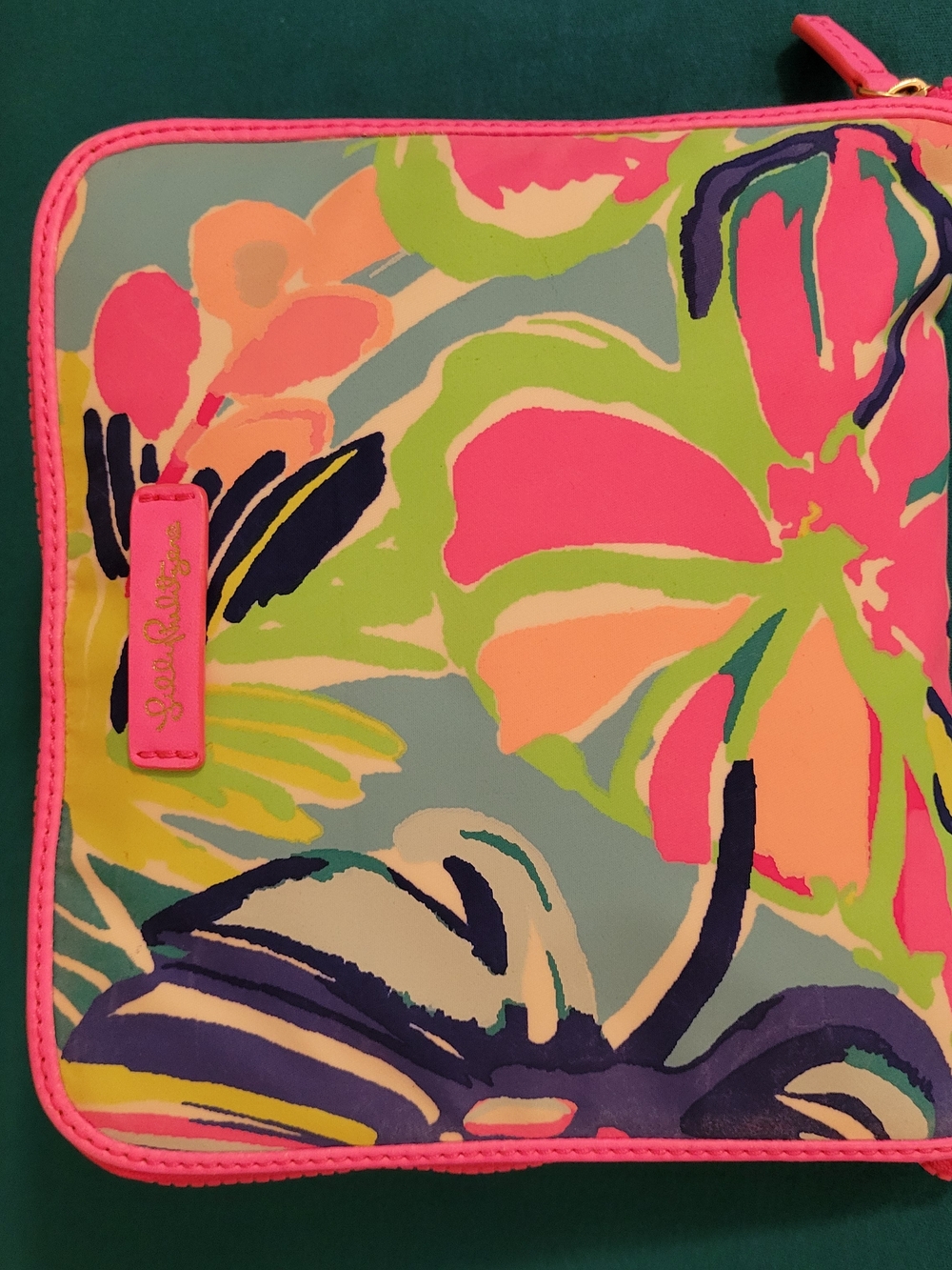 Lilly Pulitzer Packable Tote Bag in Topical Hot Pink Print - Picture 6 of 6